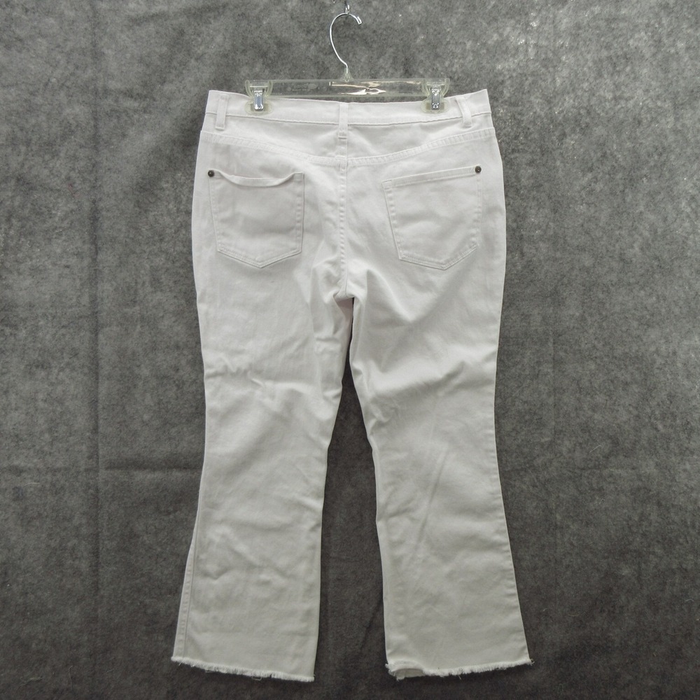 Venus Jeans Womens Size 12 Fame Capri White Cutoffs - Picture 2 of 15